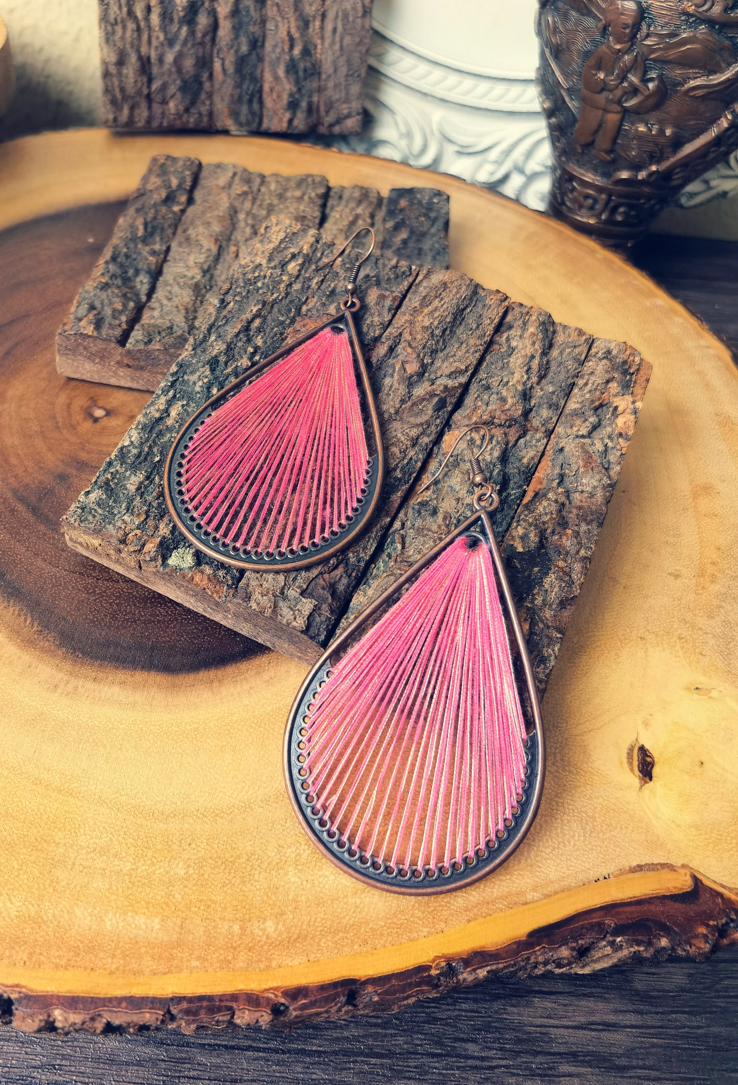 PEP02 Very Pretty Pink Tear Drop String Earrings