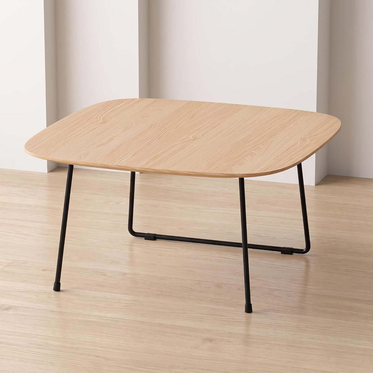 Coffee Table Card Table Round Oak Veneer, Minimalist Living Room Table for Small Spaces, Versatile Side Table, Natural Wood