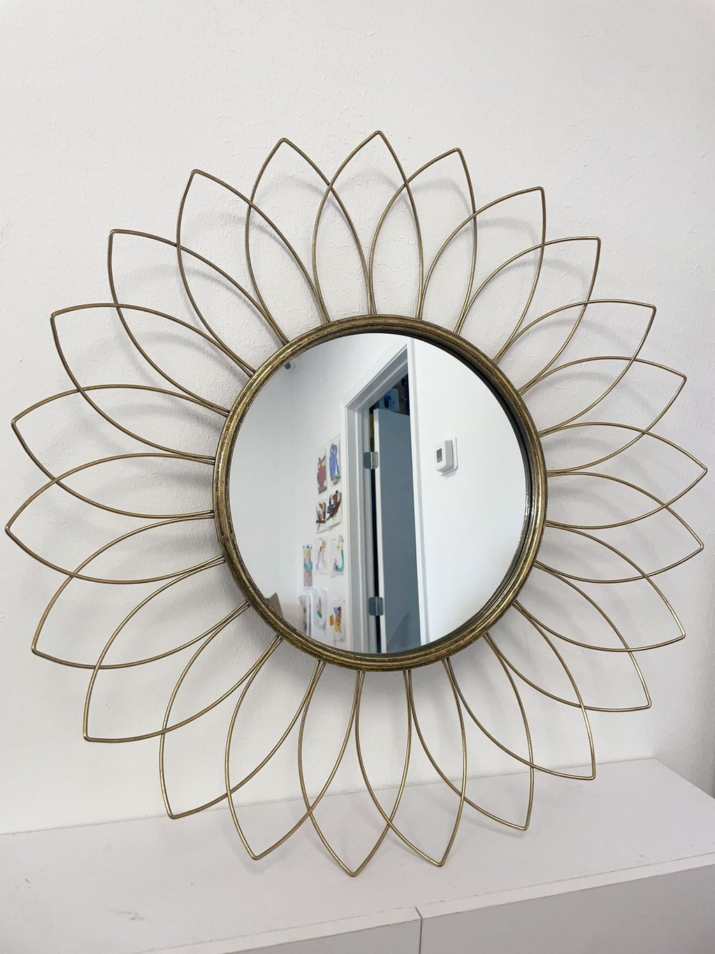 Glam Distressed Metal Round Mirror Glam Burst Accent Mirror Gold Bathroom Wall Mirrors Modern Accent Mirrors for Entryway, Hallway Metal Frame