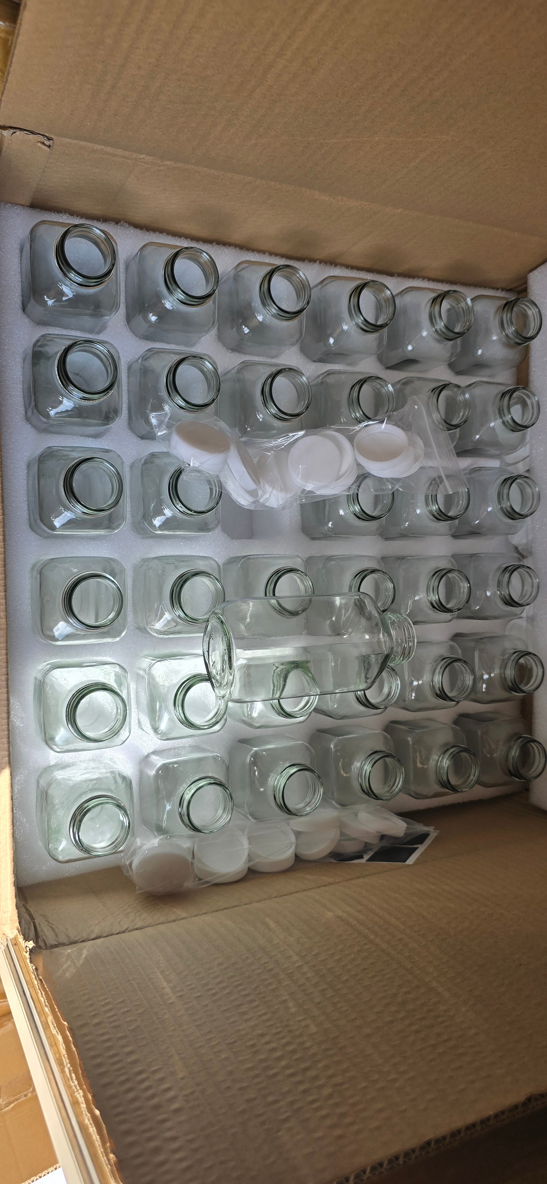 36pk Rectangular Bottles w/ White Plastic Lids