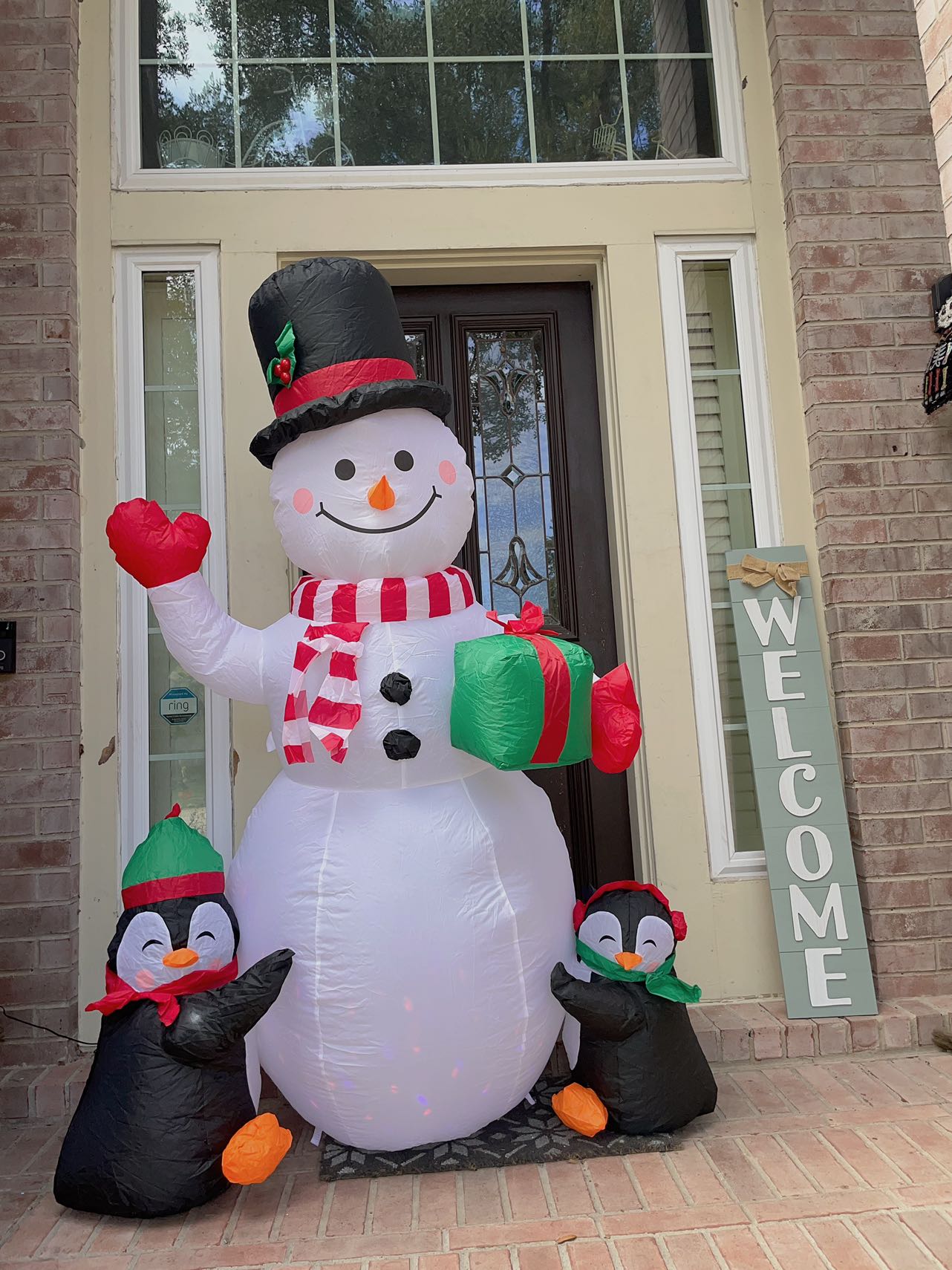 6 Feet Christmas Inflatable Snowman and Penguins Colorful Rotating Led Lights Blow up Outdoor