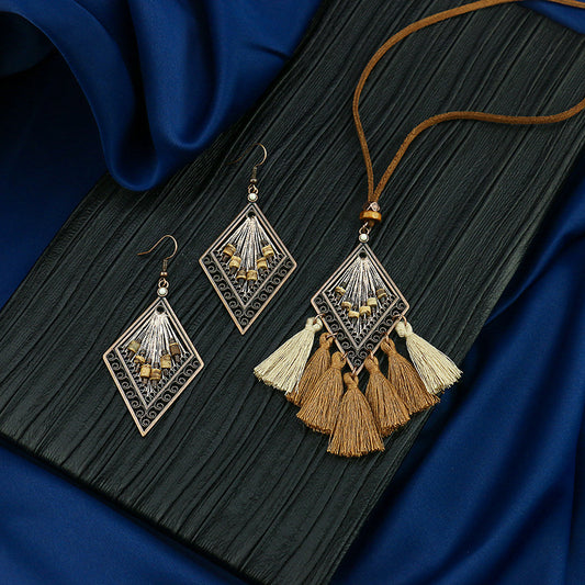 Diamond Shaped Necklace and Earrings Set EN02