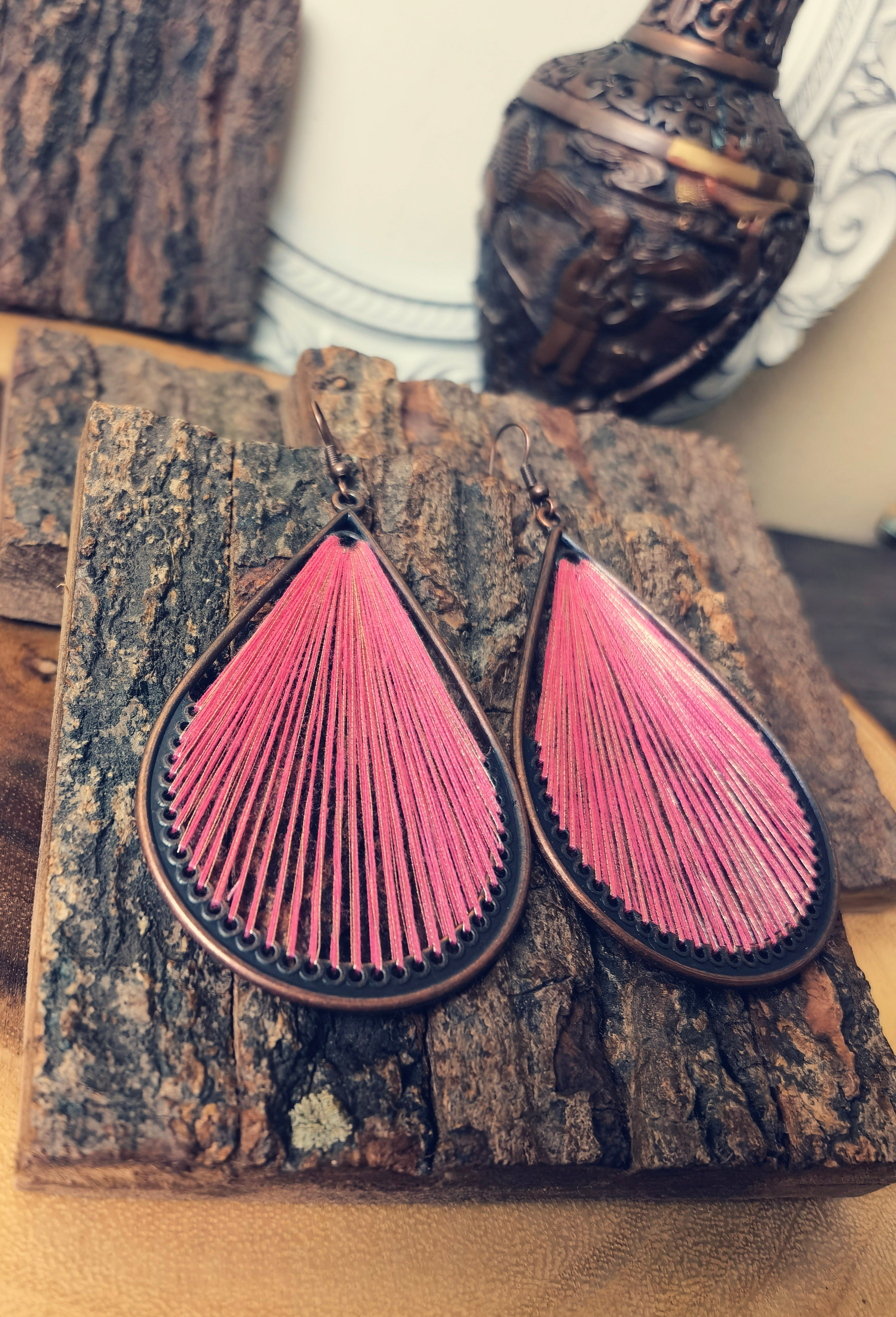 PEP02 Very Pretty Pink Tear Drop String Earrings