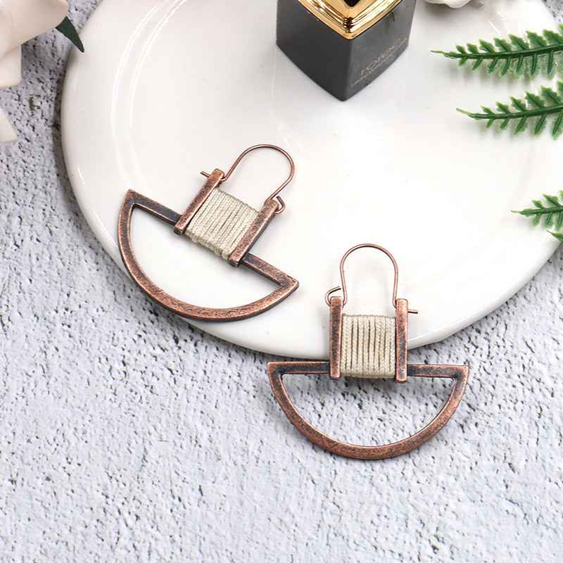 USE02 U-Shaped Bohemian Earrings