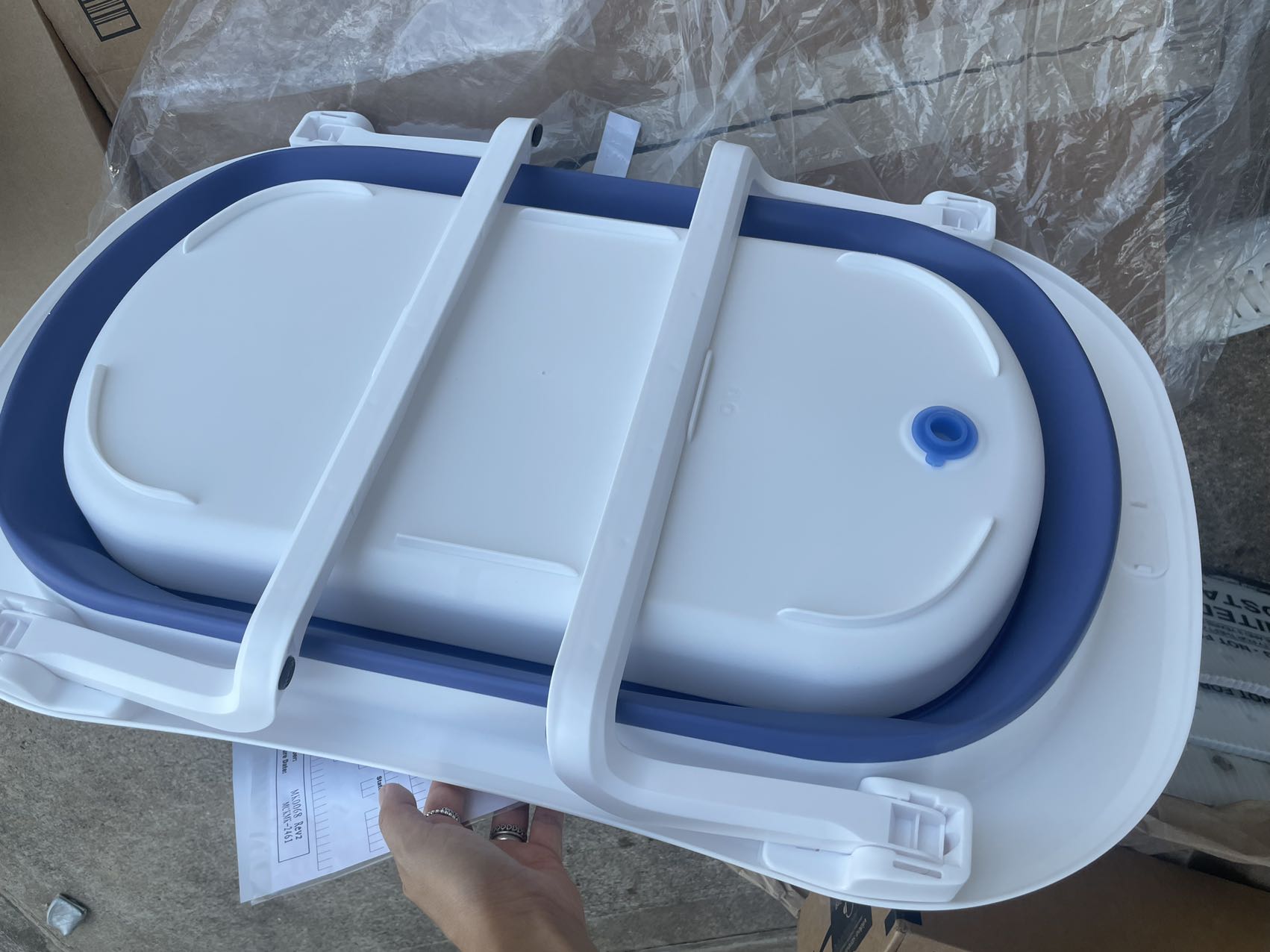 Folding Baby Bathtub Portable Travel Bathtub Washing Tub Multifunctional Bathtub with Soft Mat